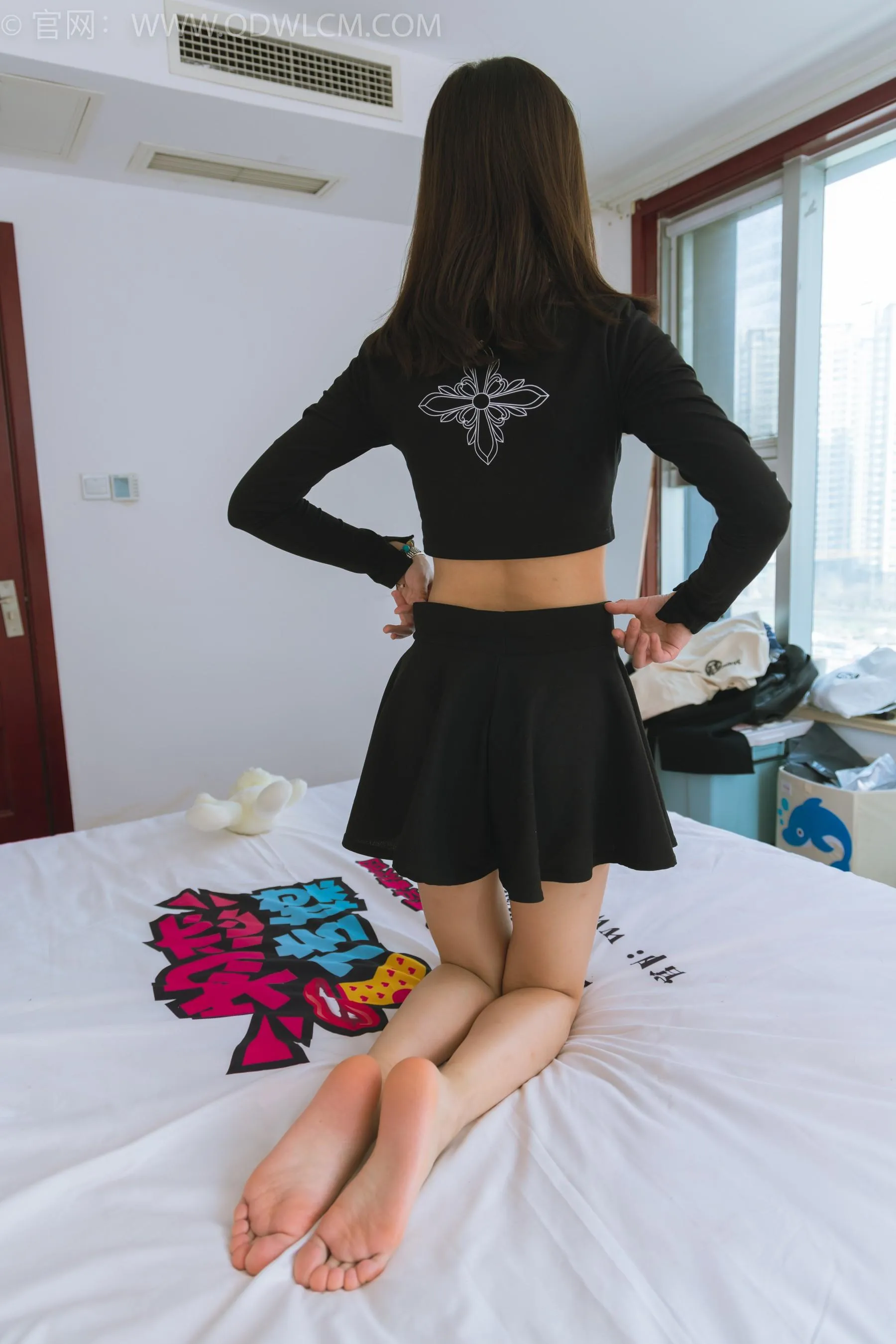 物恋传媒 NO.1532 琪琪-黑色的花 [151P]插图5